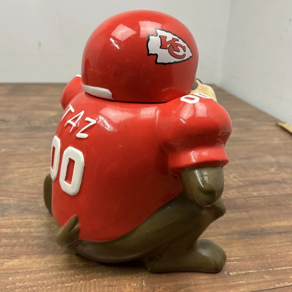 Vtg 1994 Looney Tunes Tazmanian‎ Devil Taz Kansas City Chiefs NFL  Cookie Jar